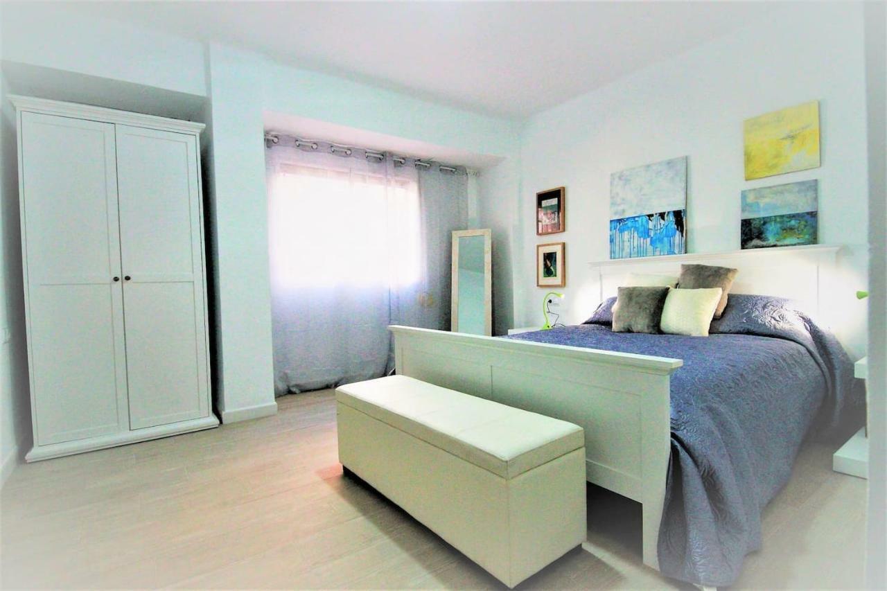 Ivam Esquife Apartment Valencia Exterior photo